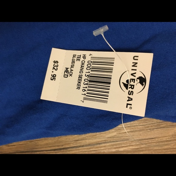 Shirt - Picture 4 of 4